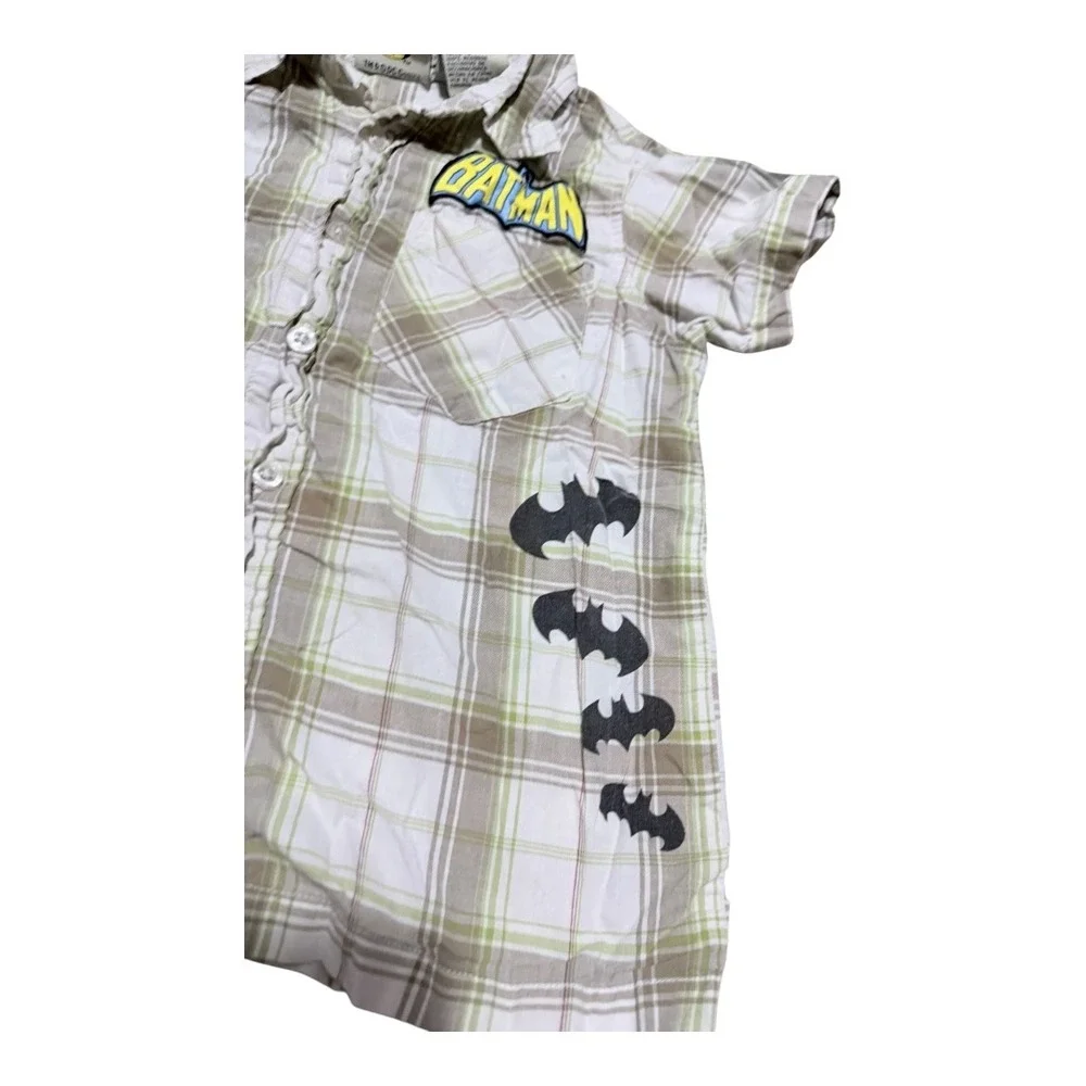 DC Comics Batman Shirt Kids Size 6 Plaid Button Down Short Sleeve Beige Green